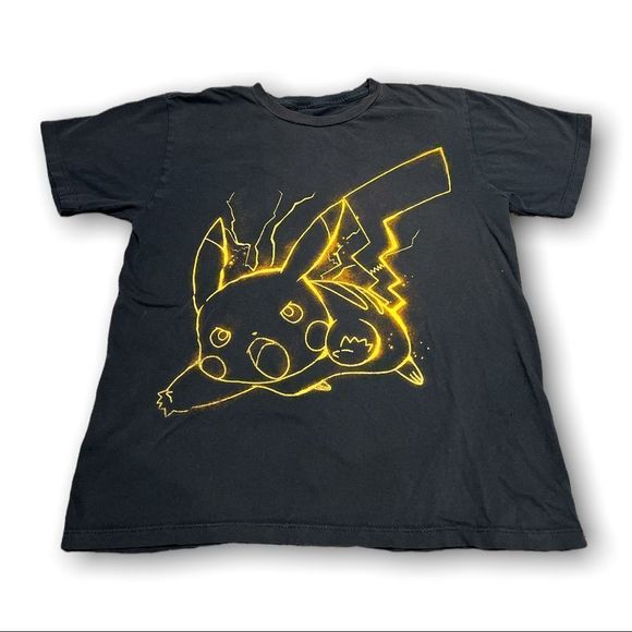 Pokemon Tops - Pokémon Pikachu Women’s T-shirt Size Large